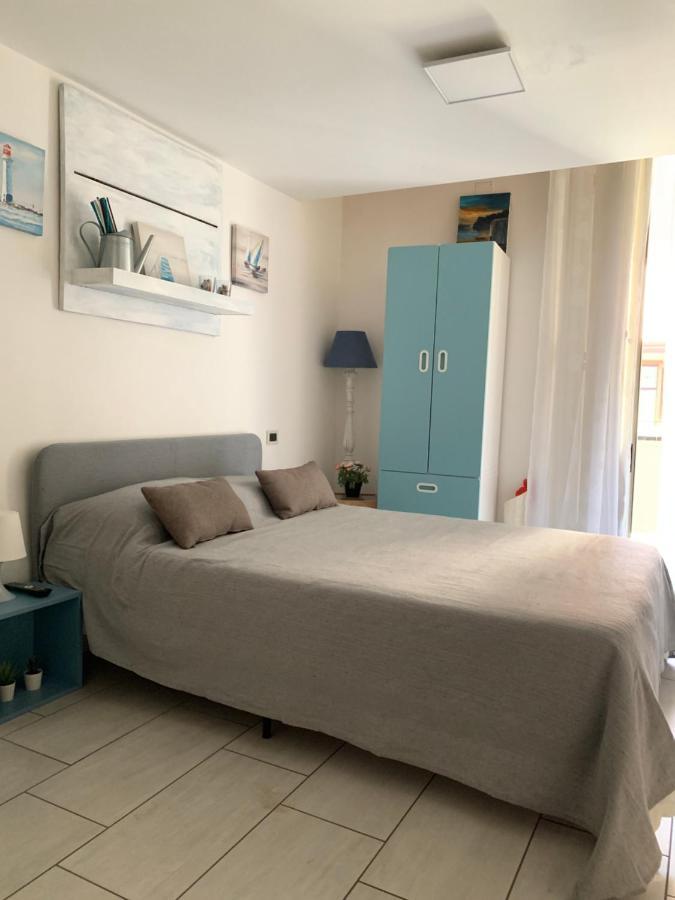 La Casa Di Hoby Apartment Naples Luaran gambar