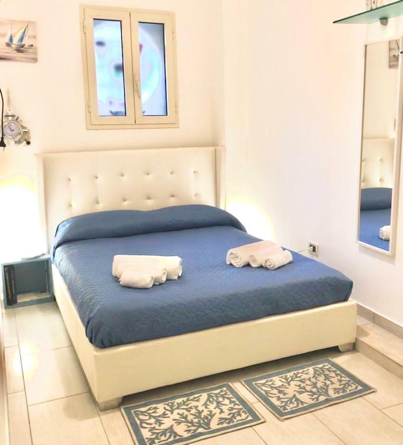 La Casa Di Hoby Apartment Naples Luaran gambar